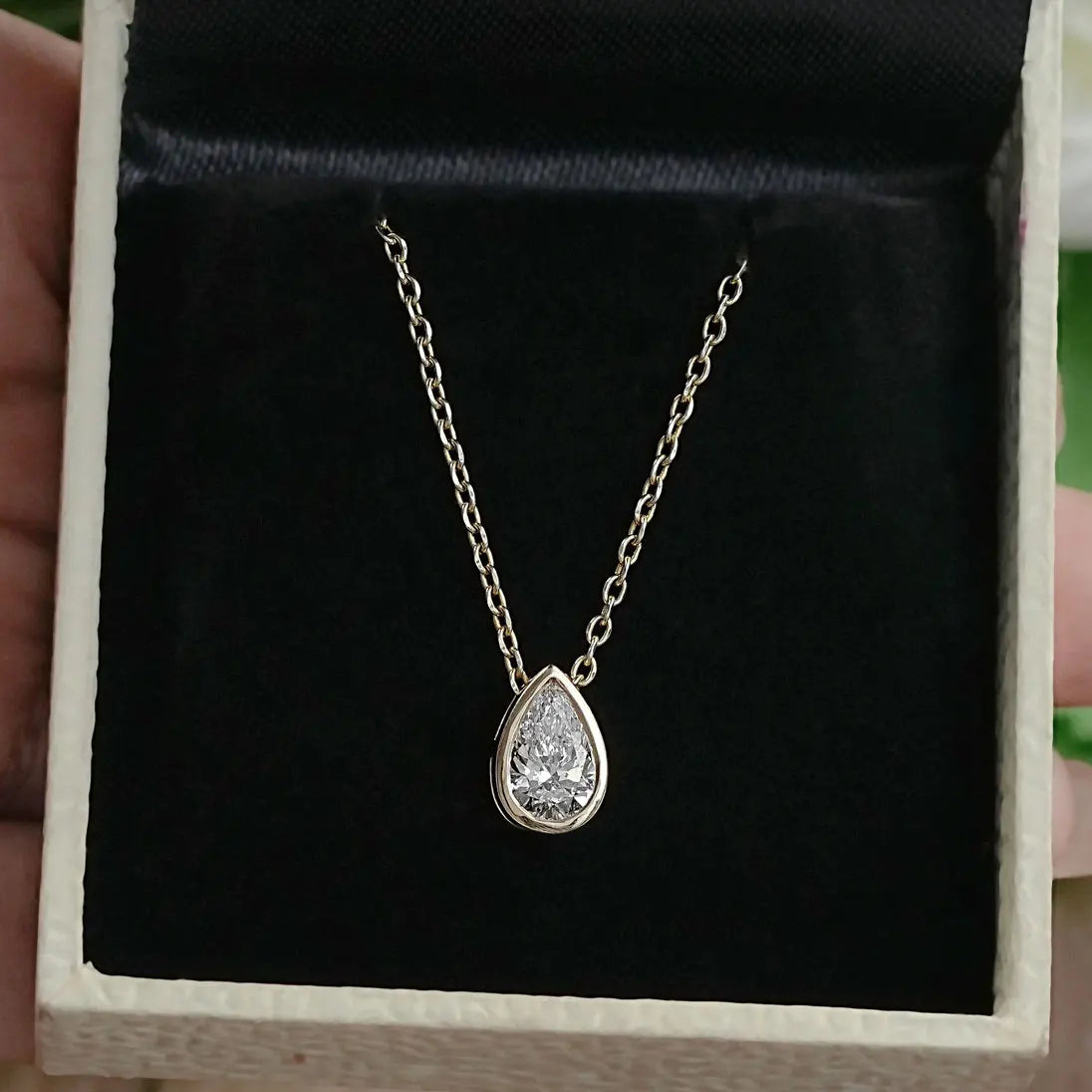 שרשרת סוליטר יוקרתית